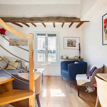 Sunny And Flat With A Cute Cat Apartment